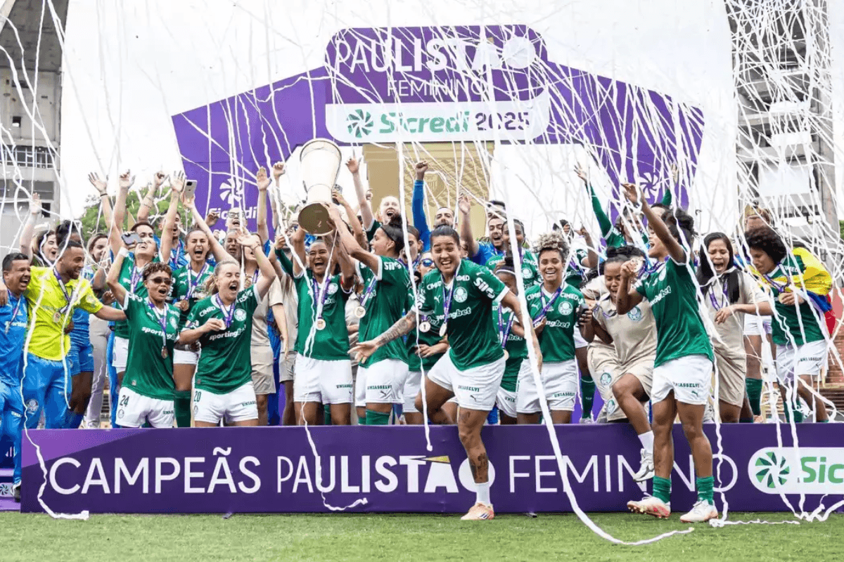Palmeiras anuncia entrada gratuita para clássico contra o Corinthians no Brasileirão Feminino