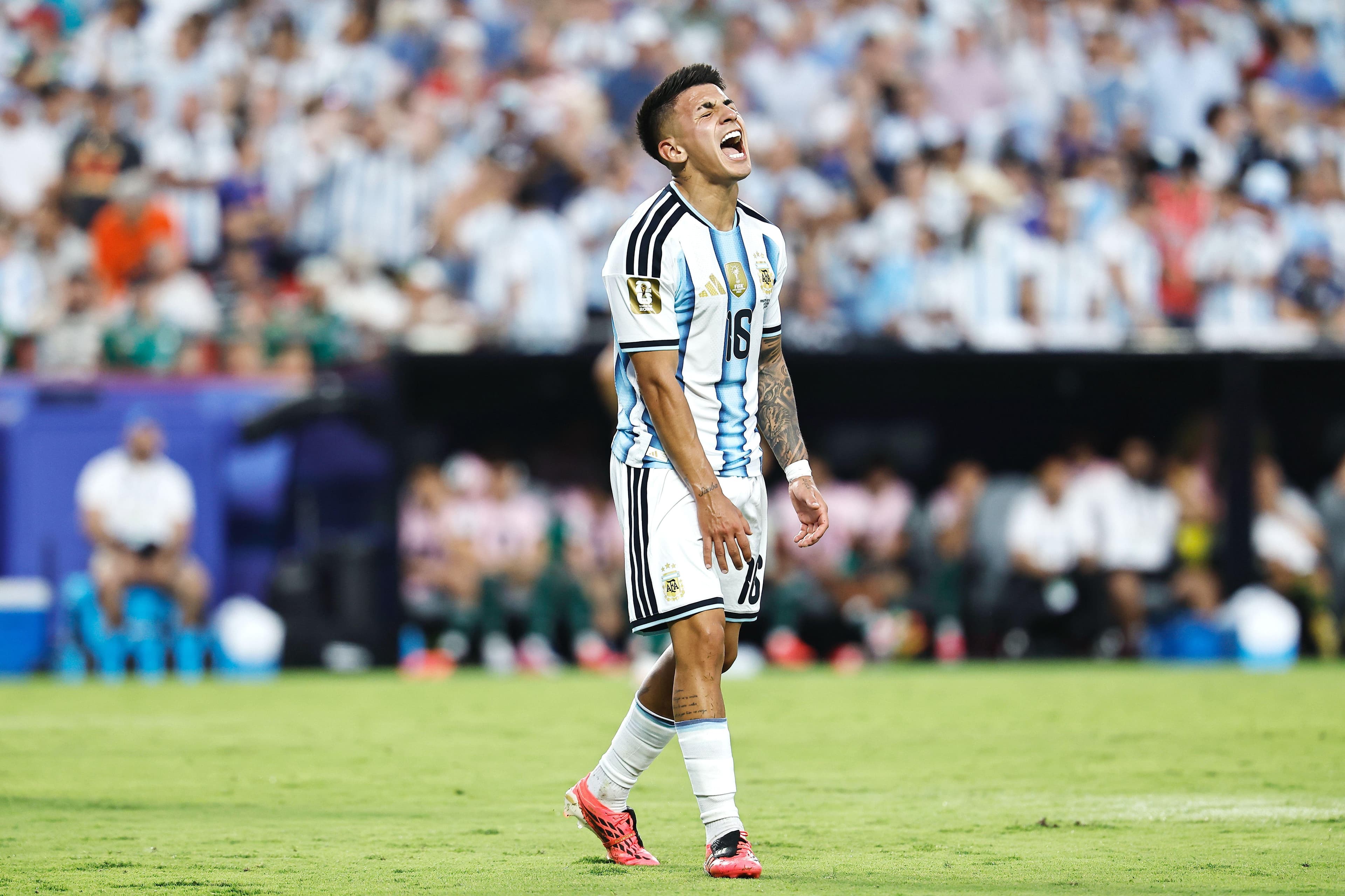 Thiago Almada vai para o Flamengo? Entenda a situação da negociação